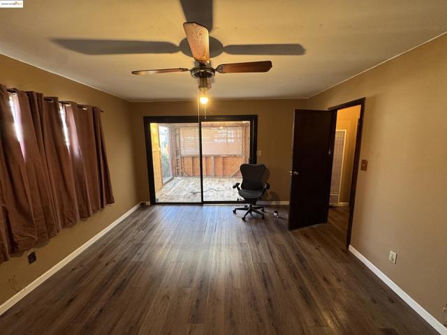 1953 102nd Ave, Oakland CA: https://media.crmls.org/mediaz/8da58b14-eb20-4857-b28d-74d96f3d8db9.jpg