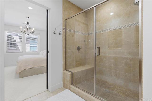 Detail Gallery Image 16 of 48 For 2510 Aperture Circle, San Diego,  CA 92108 - 3 Beds | 2/1 Baths