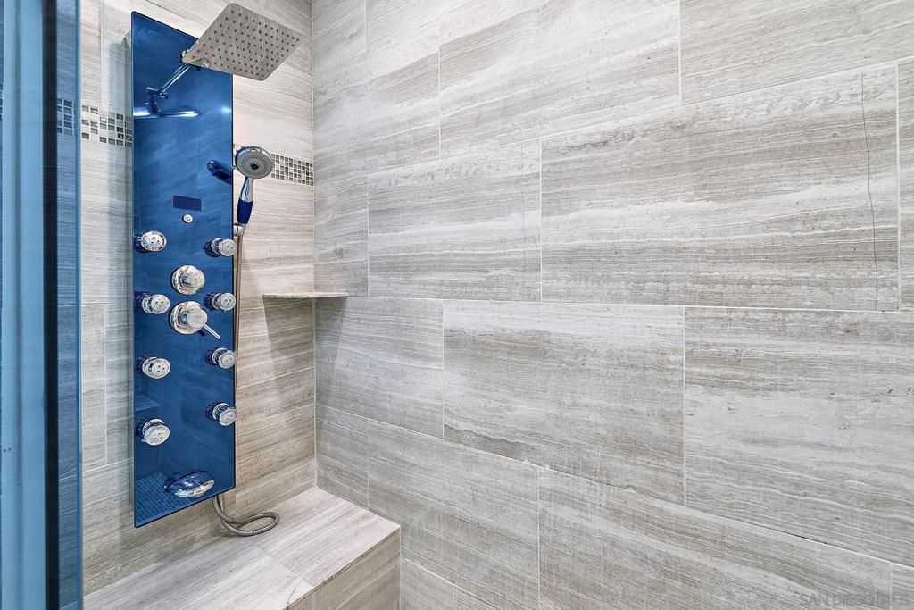 MLS #250045035SD image #14