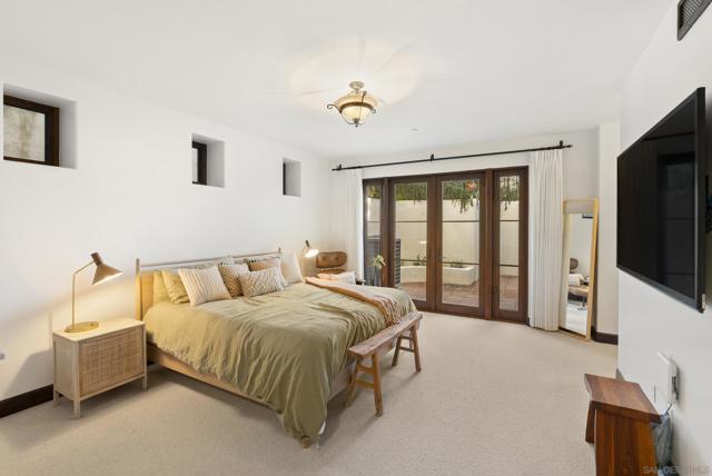 16636 El Zorro Vista, Rancho Santa Fe CA: https://media.crmls.org/mediaz/8da7ed36-2609-469f-90b9-1b6c4e8d9ba3.jpg