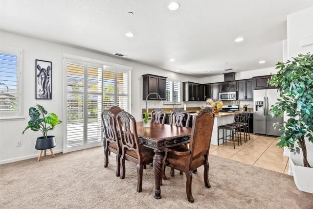 662 Ventura Drive, Soledad CA: https://media.crmls.org/mediaz/8da9fd76-e1ff-4b60-bb75-68b1a36698ed.jpg