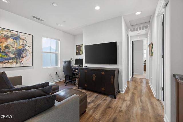 Detail Gallery Image 24 of 50 For 1601 Mulligan St, Oxnard,  CA 93036 - 3 Beds | 2/1 Baths