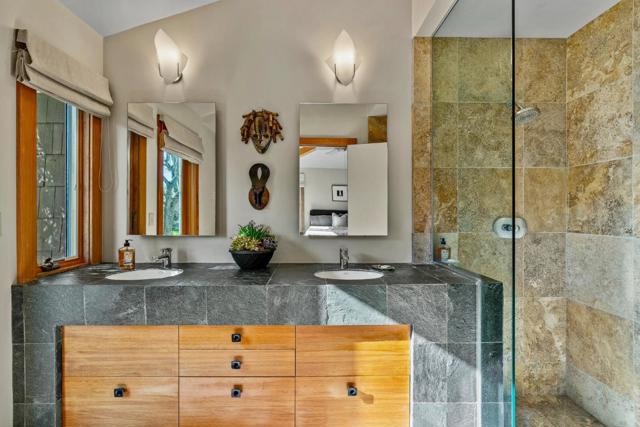 17755 Corral Del Cielo Road,  CA: https://media.crmls.org/mediaz/8dab5bff-344d-4d7c-8563-8291eff87321.jpg