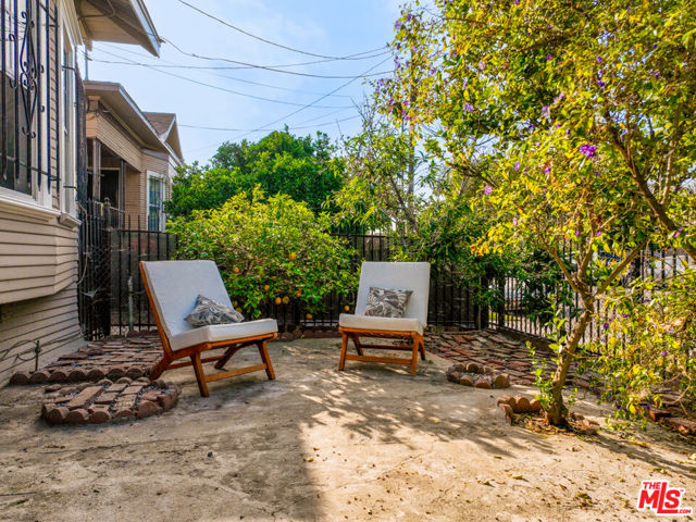 440 31st Street, Los Angeles, California 90011, 3 Bedrooms Bedrooms, ,2 BathroomsBathrooms,Single Family Residence,For Sale,31st,24399209