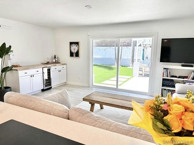 4838 Mount Saint Helens Dr, San Diego CA: https://media.crmls.org/mediaz/8dacef3b-e0af-43f6-bd36-56c874cd4ae6.jpg