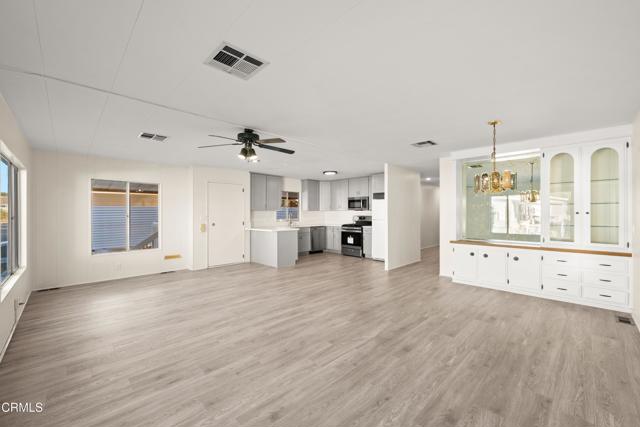 Detail Gallery Image 5 of 28 For 250 E Telegraph Rd #135,  Fillmore,  CA 93015 - 3 Beds | 2 Baths