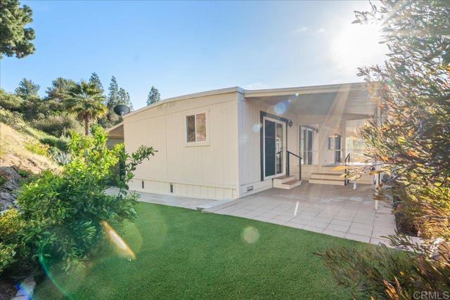 Detail Gallery Image 27 of 38 For 8975 Lawrence Welk Dr Spc 195,  Escondido,  CA 92026 - 2 Beds | 2 Baths