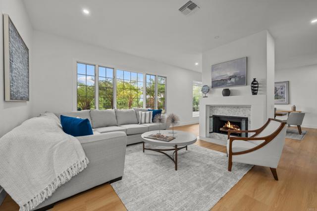 18150 Via Ascenso, Rancho Santa Fe CA: https://media.crmls.org/mediaz/8daf4838-d892-4cd4-a5d1-674a09c93661.jpg