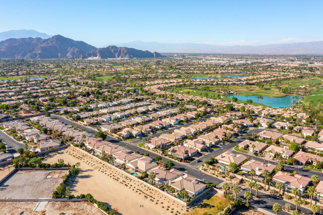 Listing Details for 49590 Loren Court, La Quinta, CA 92253
