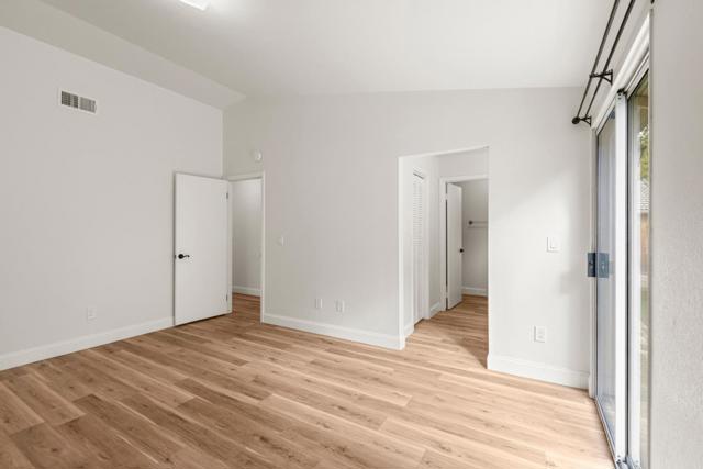 46315 Pine Meadow Drive, King City CA: https://media.crmls.org/mediaz/8db0d21b-da90-4a2d-894f-9510fdddf7cb.jpg