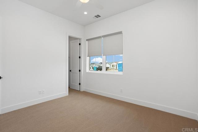 1216 Stonemark Place, Vista CA: https://media.crmls.org/mediaz/8db133ad-5320-4d98-a4e4-806b897c1c4f.jpg