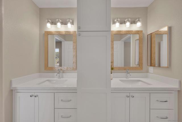 2106 Laura Dr, Escondido CA: https://media.crmls.org/mediaz/8db1395b-fa00-4730-9664-be1b1dfdf8c2.jpg