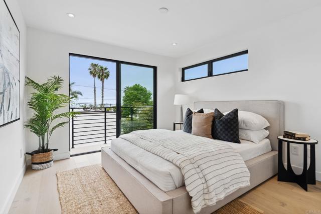 Image 27 of 58 For 2052 Montgomery Avenue