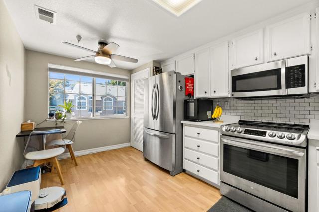 24632 Diamond Ridge Drive, Hayward CA: https://media.crmls.org/mediaz/8db2924c-d935-43eb-9b00-a3d4fc8de431.jpg