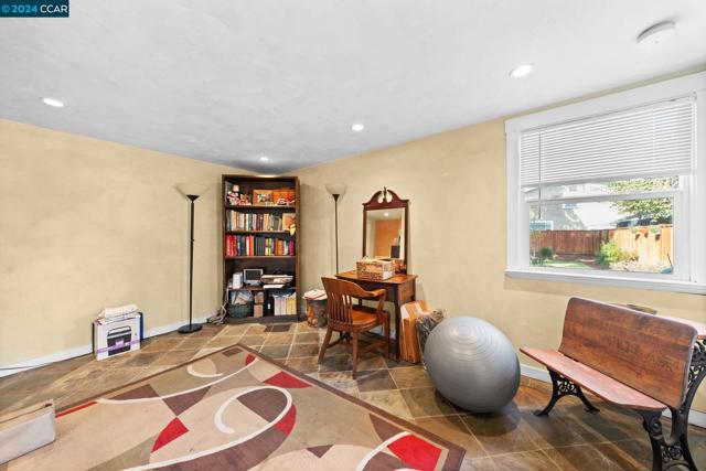 Image 17 of 46 For 2427 35th Ave