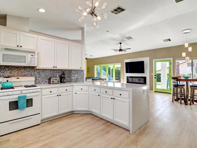 Image 14 of 50 For 9201 Warwick Drive