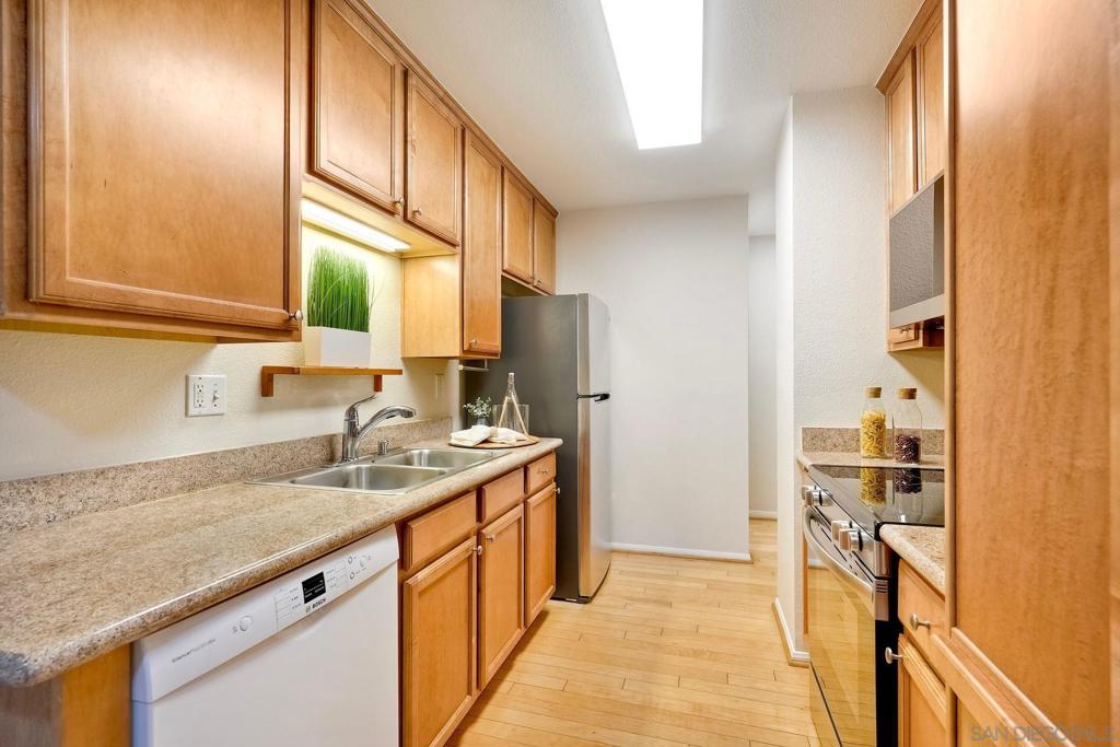 1810 S El Camino Real - photo 7