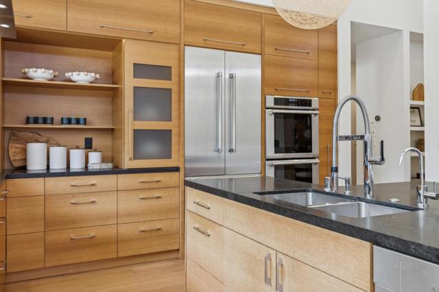 28 Politzer Drive, Menlo Park CA: https://media.crmls.org/mediaz/8db41a15-2126-4583-93b8-a566f52302b7.jpg