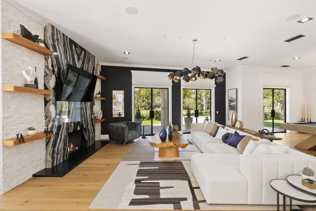 Image 19 of 70 For 14296 Dalia Drive