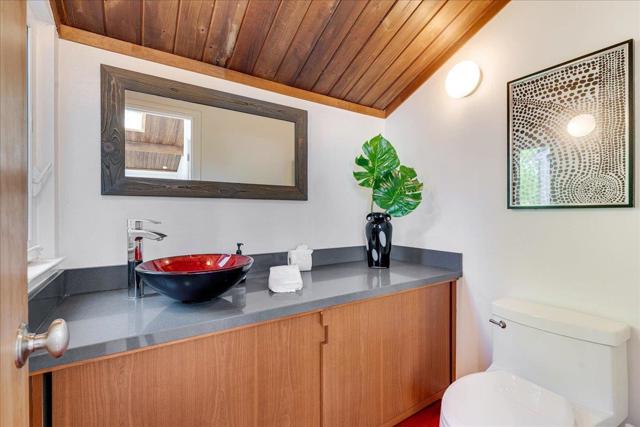 139 Tree Frog Lane, Santa Cruz CA: https://media.crmls.org/mediaz/8db4ec39-4979-48ec-881e-401996bcca2f.jpg