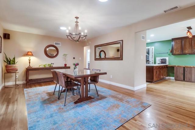 3541 Pomeroy St, San Diego CA: https://media.crmls.org/mediaz/8db54497-07c7-4033-a481-b6f102cb52e5.jpg