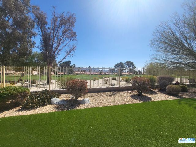 9122 SILVER STAR Avenue, Desert Hot Springs CA: https://media.crmls.org/mediaz/8db58b57-ae94-4bf2-9b35-8fa395ee77fd.jpg