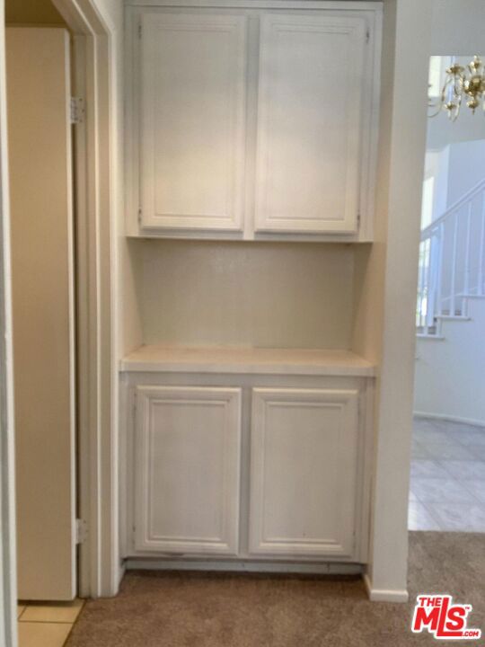 https://media.crmls.org/mediaz/8db665e8-1430-41eb-8bb0-503de95974c4.jpg?preset=X-Large