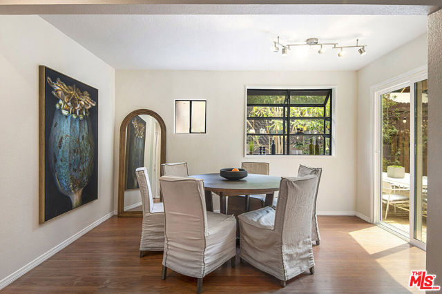 12558 El Merrie Del Drive, Sylmar CA: https://media.crmls.org/mediaz/8db6adb5-f174-4edd-861b-312f8b7263a5.jpg