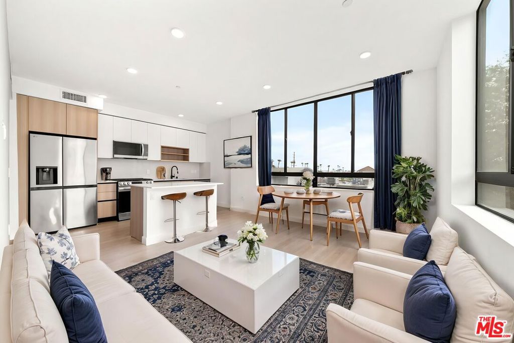 11013 Hartsook Street #305