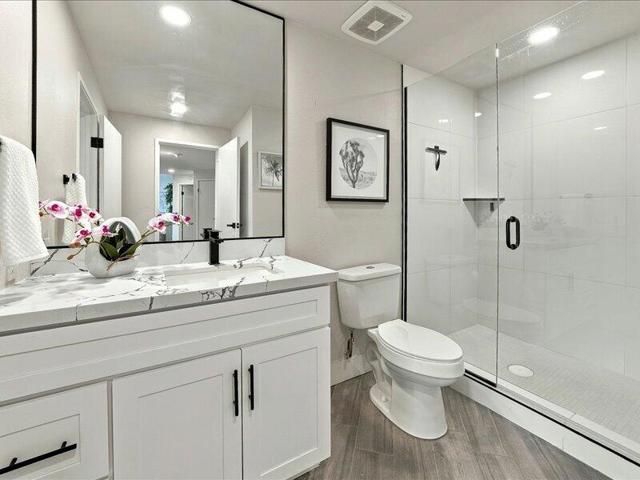 910 Island Drive #406, Rancho Mirage, CA 92270