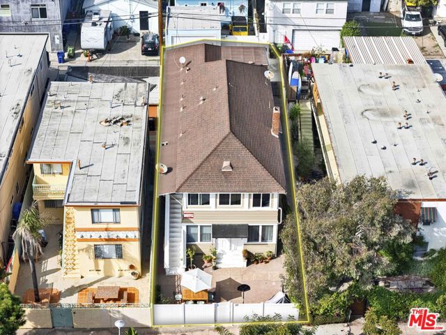  Income Home for Sale in Venice, California
