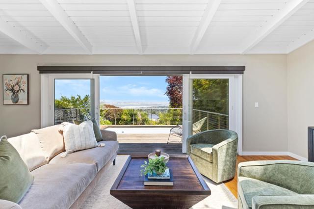 777 Bayview Way, Redwood City CA: https://media.crmls.org/mediaz/8db7f02f-321a-40c6-9d66-96aa52cc6e83.jpg