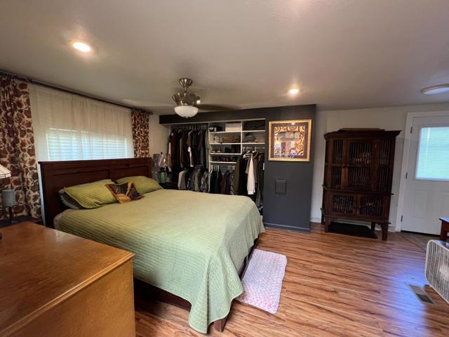 3 Sand Creek, Cathedral City CA: https://media.crmls.org/mediaz/8db7f115-6457-4be6-a009-457fe45fd9f3.jpg