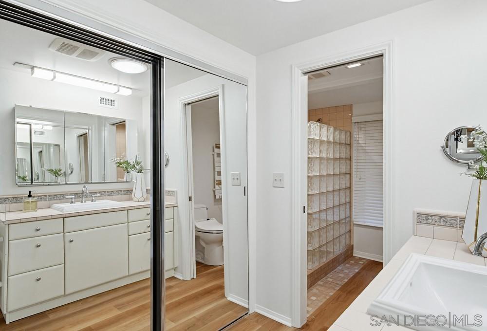 8635 Cliffridge - photo 17