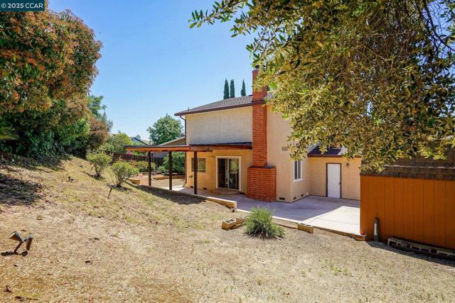 89 Cormorant Court, Martinez CA: https://media.crmls.org/mediaz/8db88b50-f42f-4bee-a7d4-1afc1fd160f3.jpg