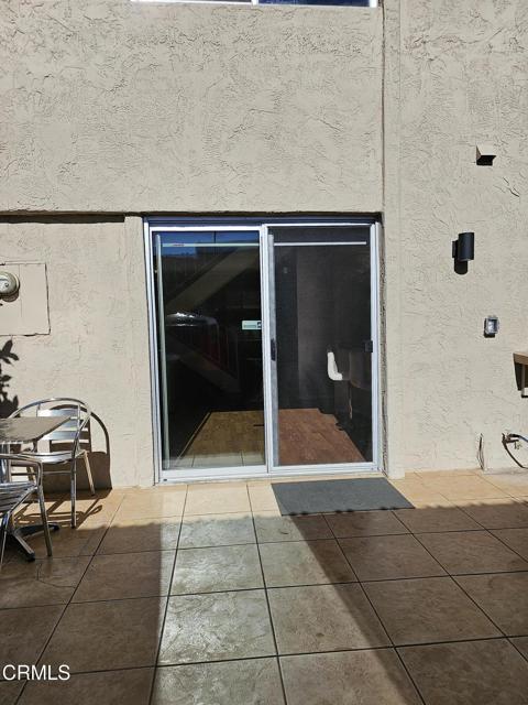 2166 N Indian Canyon Drive, Palm Springs CA: https://media.crmls.org/mediaz/8db8a250-801e-4f04-911e-73a18b8840e7.jpg
