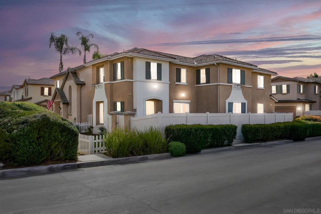 27664 Passion Flower Ct
