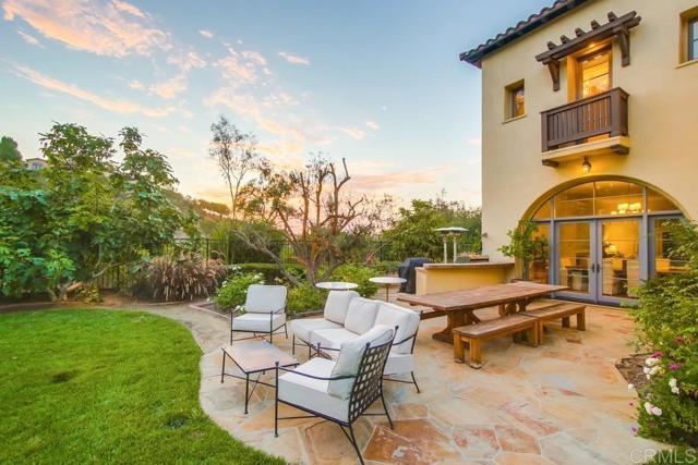 8308 Top O The Morning Way, San Diego CA: https://media.crmls.org/mediaz/8db9b0d8-5a10-4c05-be80-e3504c17d236.jpg