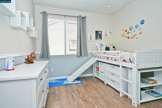663 Greylyn Dr, San Ramon CA: https://media.crmls.org/mediaz/8db9d34b-5787-4de9-8db1-7af4963bf86a.jpg