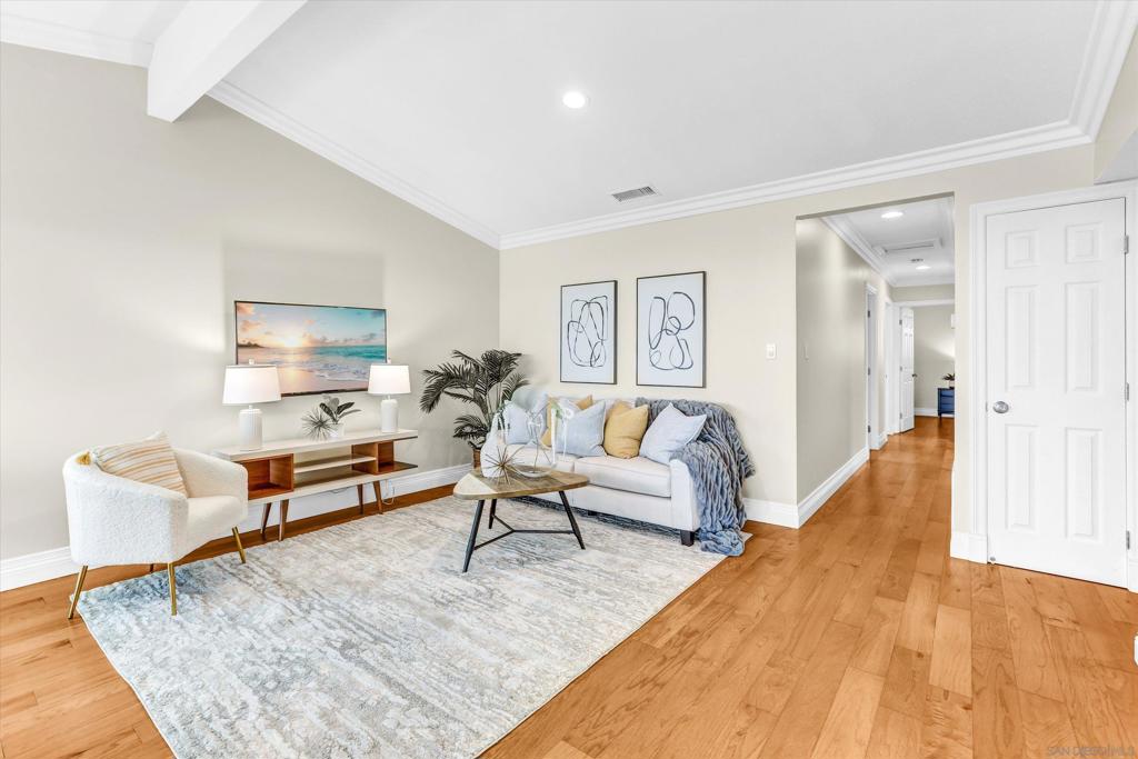 MLS #250036360SD image #16