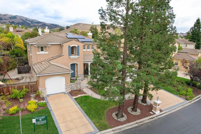 5849 Gleneagles Circle, San Jose CA: https://media.crmls.org/mediaz/8dbbf195-e6c1-4e49-a64c-e530509e84bb.jpg