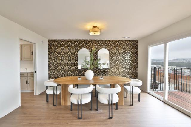 7725 Geary Boulevard, San Francisco CA: https://media.crmls.org/mediaz/8dbd3e4b-9771-494d-8848-9b8a79fa6740.jpg