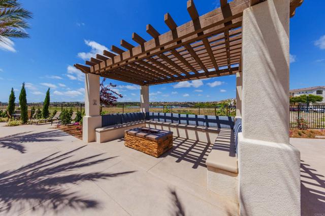 1703 O'CONNOR AVE, Chula Vista CA: https://media.crmls.org/mediaz/8dbd7ea2-1bdd-40fb-84dd-e125c8940697.jpg