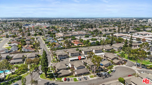 186 Southampton Way, Placentia CA: https://media.crmls.org/mediaz/8dbf3d8c-241a-4faf-8448-afb82f384320.jpg