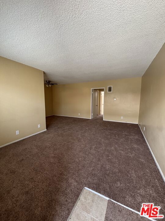 6015 10th Avenue, Los Angeles CA: https://media.crmls.org/mediaz/8dc01442-e141-4518-883e-3a5e04a1319a.jpg