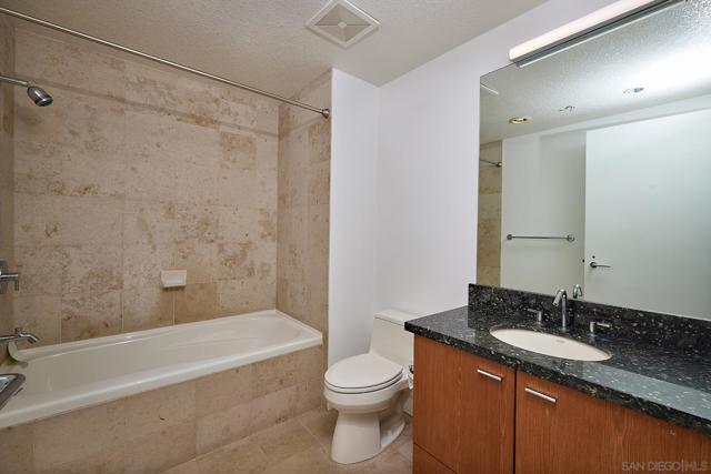 1205 Pacific Hwy, San Diego CA: https://media.crmls.org/mediaz/8dc0dbc3-78ac-49f6-8673-df459b6a88ff.jpg