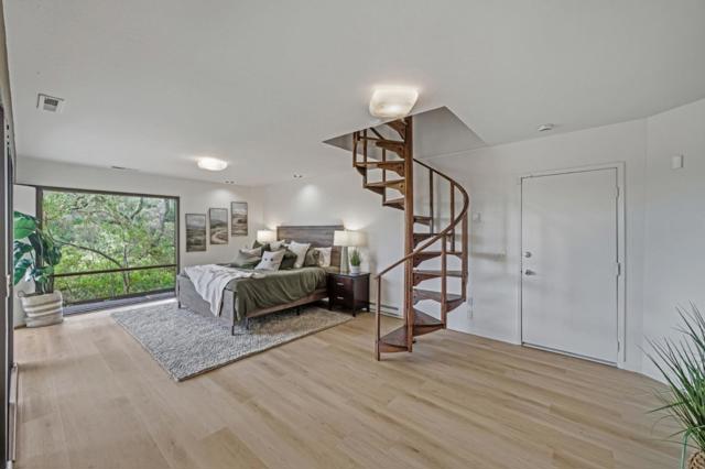435 Golden Oak Drive, Portola Valley CA: https://media.crmls.org/mediaz/8dc117da-00eb-4051-a40b-55debe780fb3.jpg
