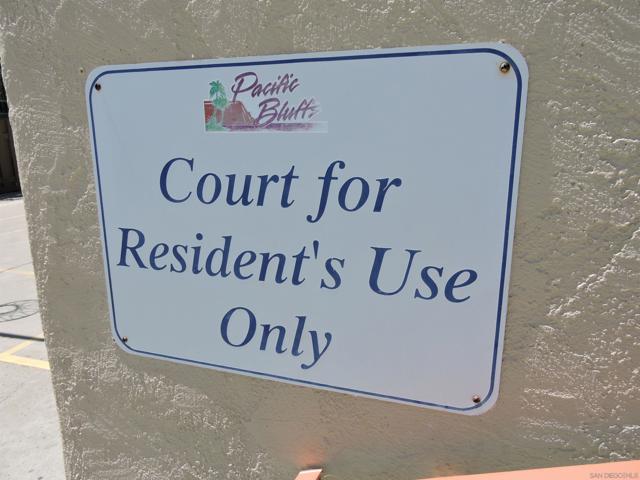 5217 Mount Alifan Dr, San Diego CA: https://media.crmls.org/mediaz/8dc14054-b42c-4cd8-9004-9b6425a76940.jpg