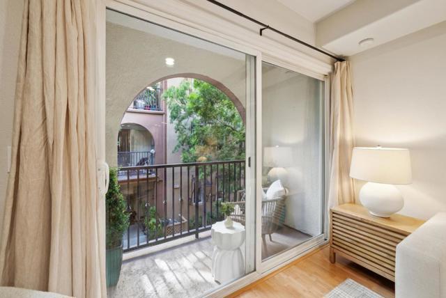 1406 Allegado Alley, San Jose CA: https://media.crmls.org/mediaz/8dc252a3-0623-41f0-bdef-8eb8ded70dba.jpg