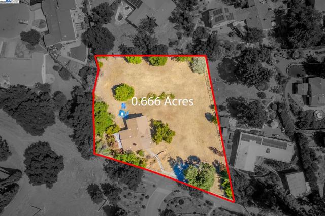 419 Las Lomas Way, Walnut Creek CA: https://media.crmls.org/mediaz/8dc2aef1-676d-4953-b337-0506d7dcca01.jpg